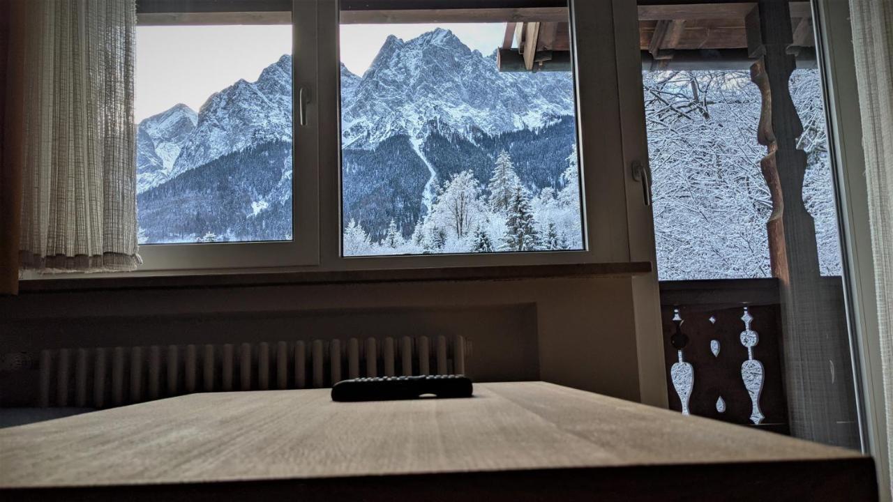 Ferienhaus Wetterstein Грайнау Екстер'єр фото